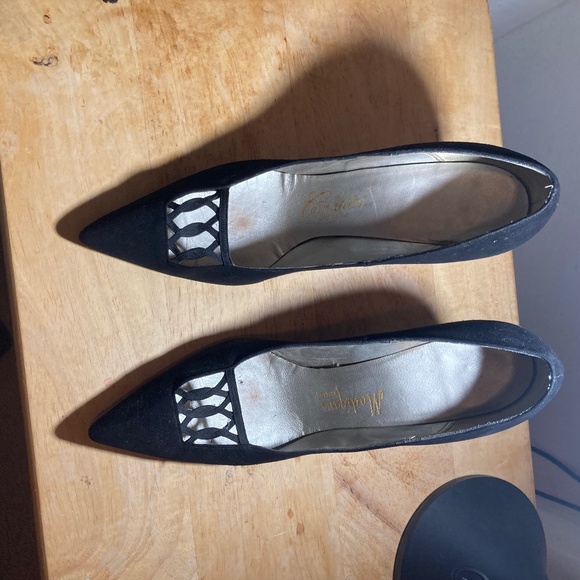 Velvet shoes - Picture 1 of 3
